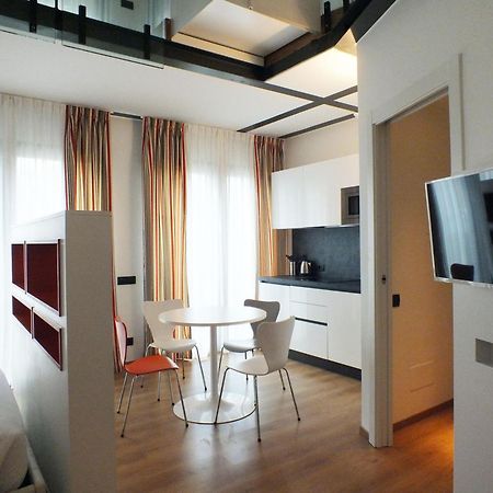 Bb Hotels Aparthotel Isola Milano Ngoại thất bức ảnh